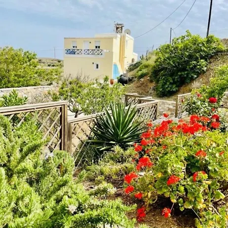 Beautiful Holiday In Chroussa With Sea View