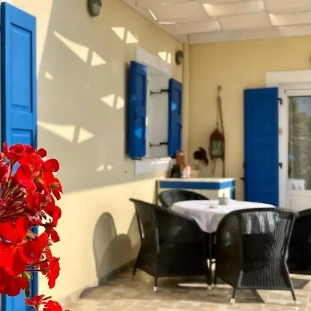 Beautiful Holiday In Chroussa With Sea View *
